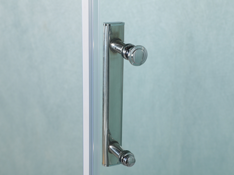 Vách tắm bằng nhôm định hình LD Pivot Chrome Vách tắm bằng nhôm định hình LD Pivot Chrome