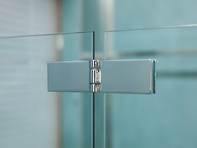 Vách tắm bằng nhôm định hình LD Pivot Chrome Vách tắm bằng nhôm định hình LD Pivot Chrome