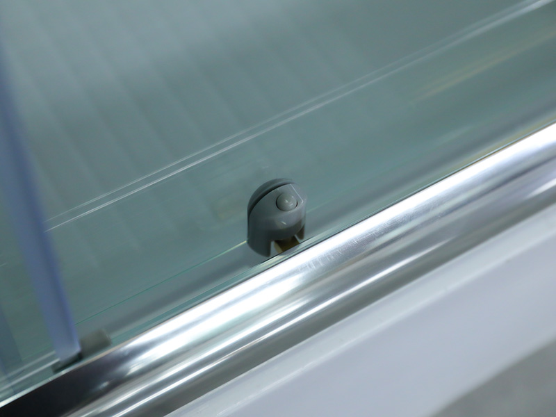 RE Khung nhôm Chrome Kính cường lực Vách tắm trượt vuông có khay RE Khung nhôm Chrome Kính cường lực Vách tắm trượt vuông có khay