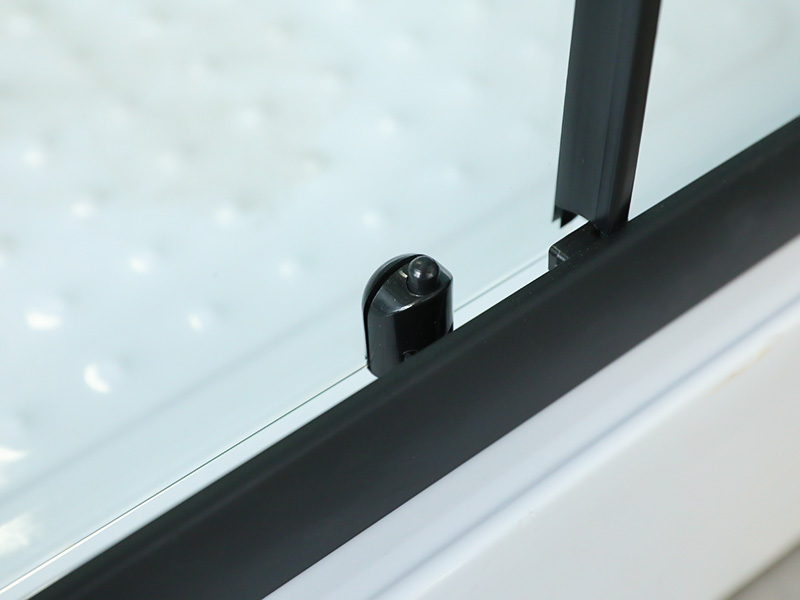 Kính cường lực trong suốt SQ có in vách tắm trượt Kính cường lực trong suốt SQ có in vách tắm trượt