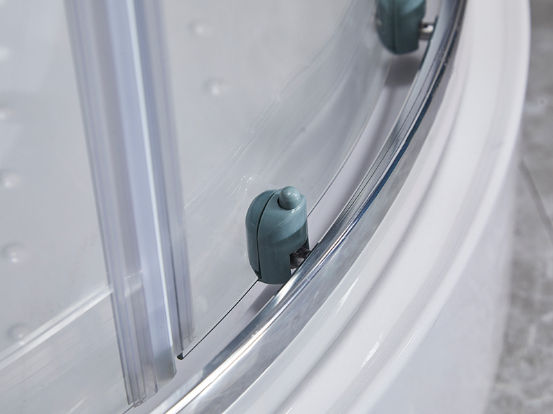 Vách tắm trượt bằng nhôm SE Chrome dành cho phòng tắm Vách tắm trượt bằng nhôm SE Chrome dành cho phòng tắm